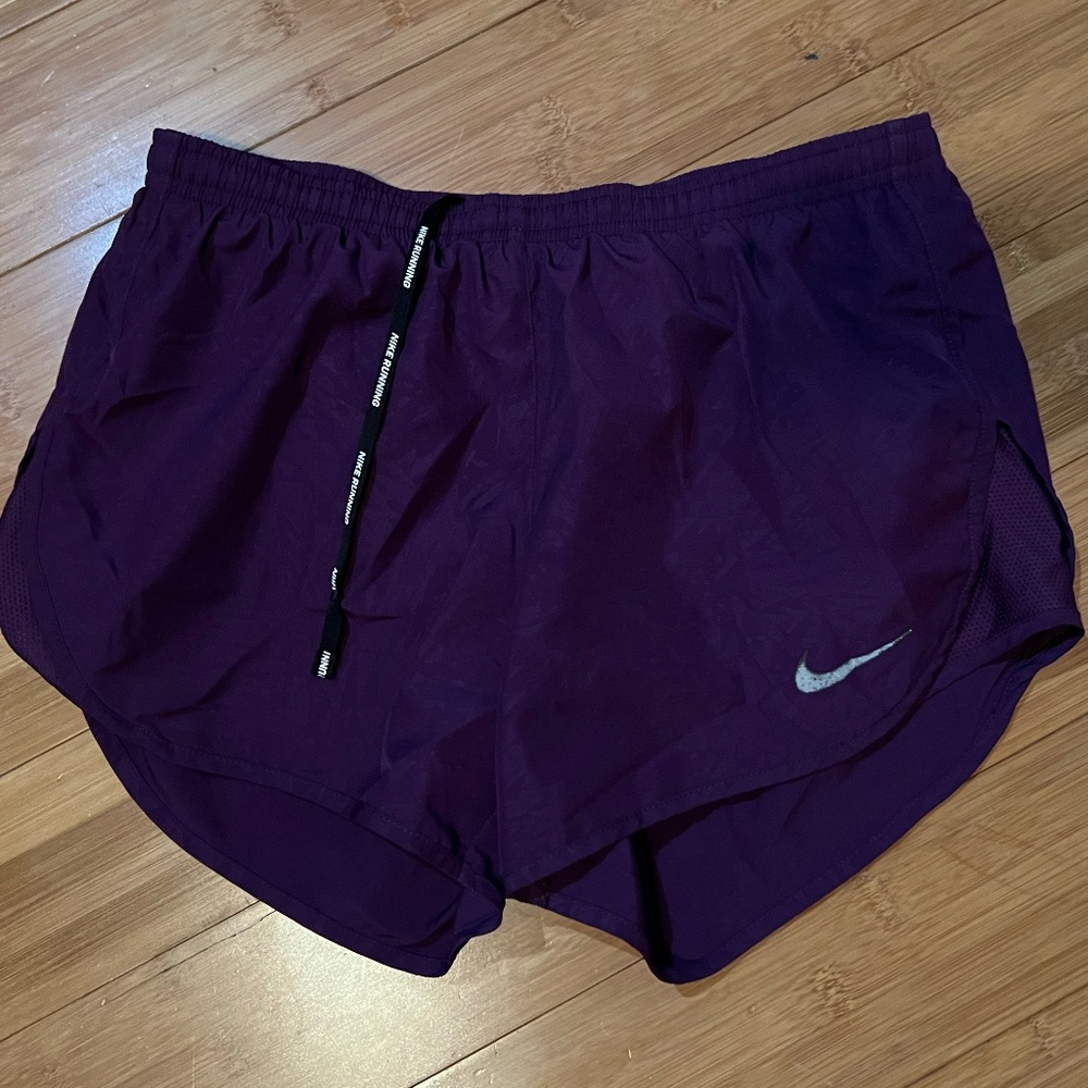 Nike Women's Dri-Fit Short purple